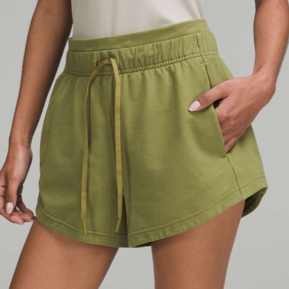 Lululemon Inner Glow High-Rise Short 3" - Bronze Green - Size 14